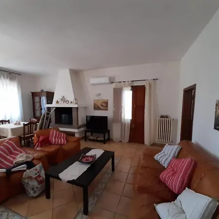 Feriehus Villetta Elena Torre Suda